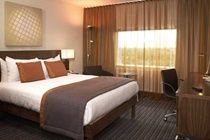 Premier Inn Premier Inn Heathrow Airport Terminal 4 Stanwell Exteriör bild
